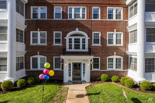 Photo - 127-129 E 46th St Condo Unit 13