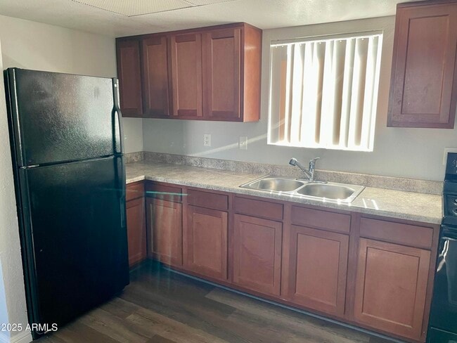 Photo - 2301 N 28th St Unit 5