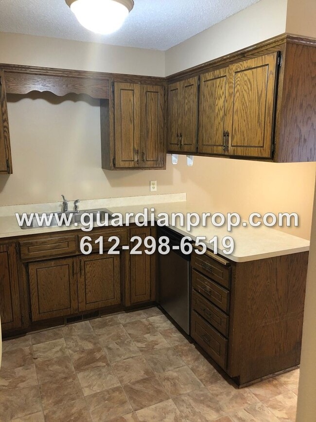 Photo - 2190-2194 Coon Rapids Blvd Unit 2194
