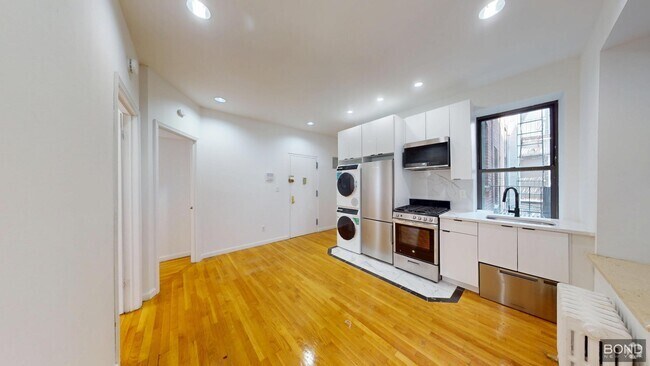 Building Photo - 104 Second Avenue Unit 3 Rental
