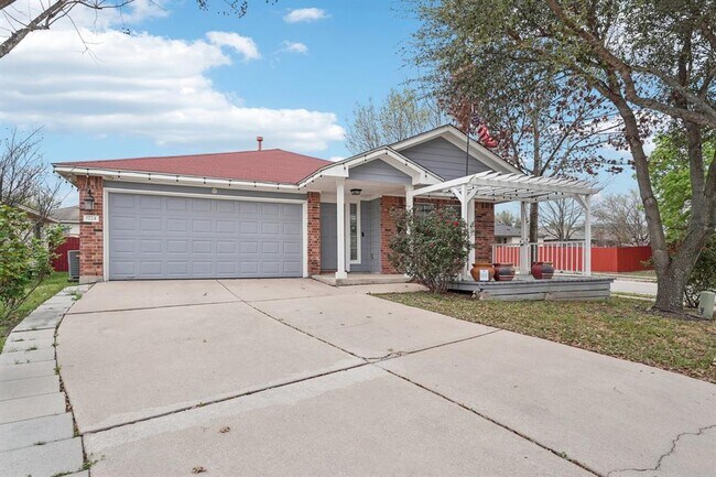 1724 Darjeeling Dr