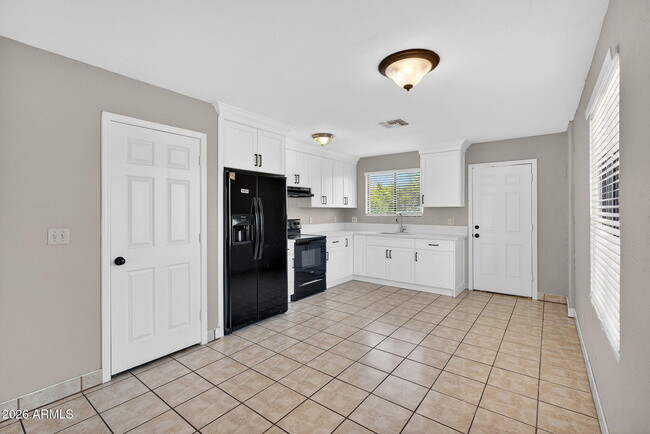 Photo - 34682 N Kachina Ln