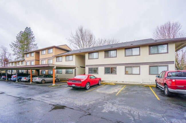 Photo - Hidden Pines Apartments
