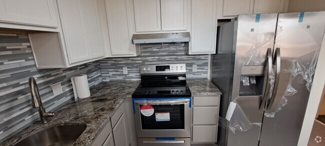 Building Photo - 676 Moore St Unit 676 Rental