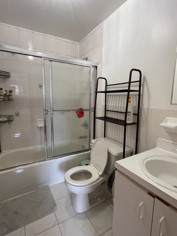 Photo - 93-18 170th St Unidad 4