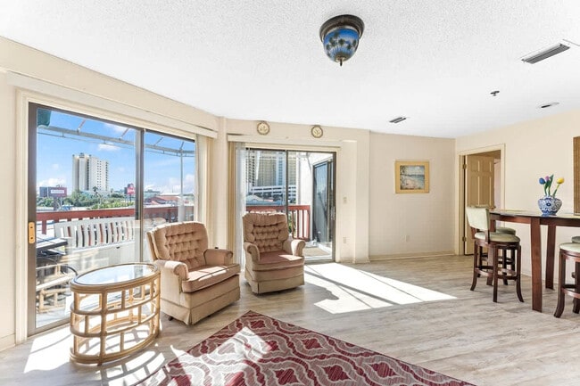 Photo - 8730 Thomas Dr Unit ID1355041P