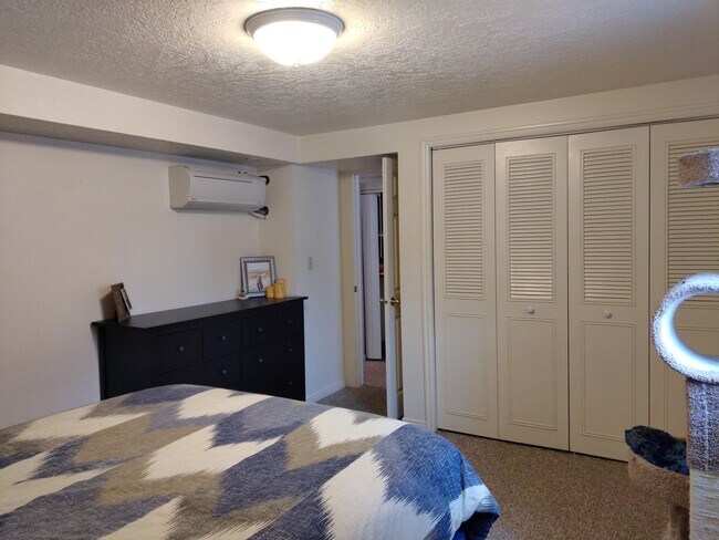 Photo - 1B/1B Pet Friendly Apartment South of BYU Unit 204