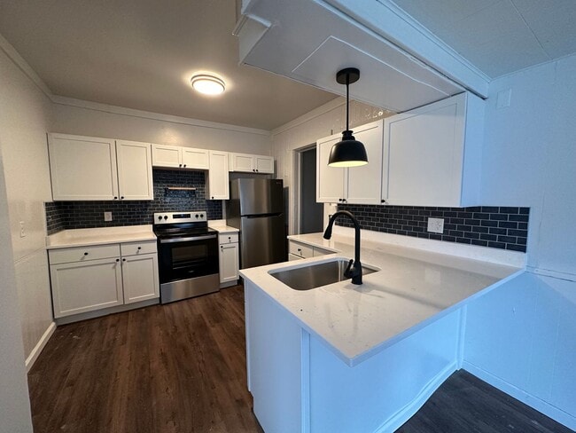 Building Photo - 714 Village St Unit 2 Rental