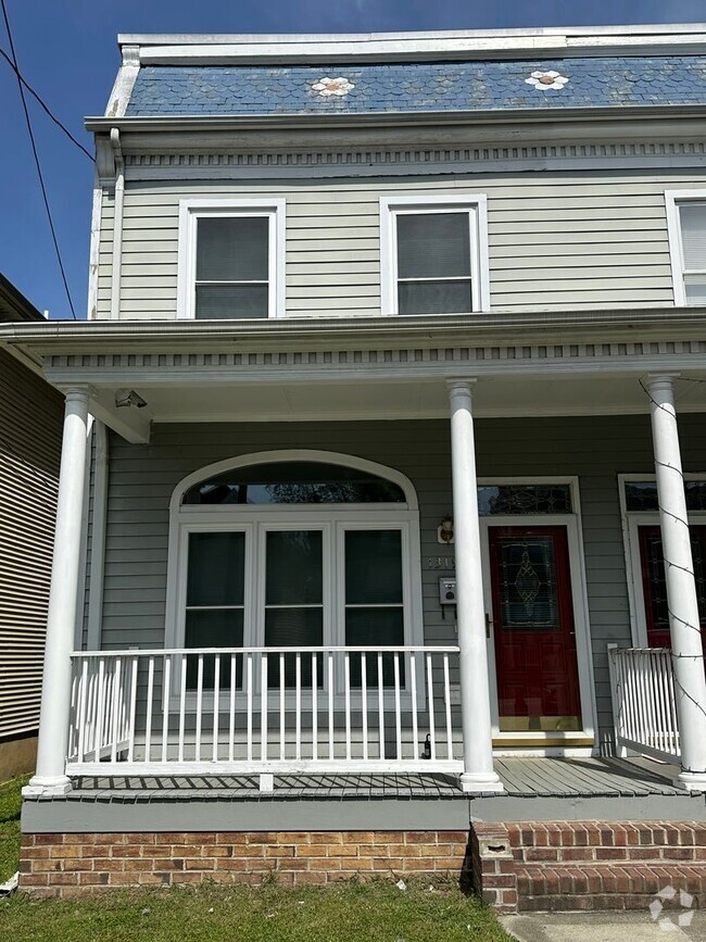 Building Photo - 1319 Decatur St Rental