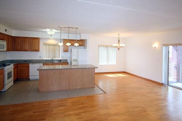 Photo - 6560 W Diversey Ave Unit 516