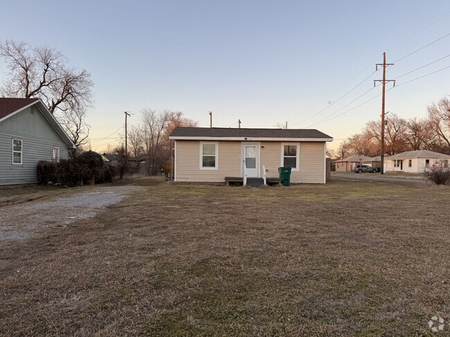 Building Photo - 341 SE 46th St Rental