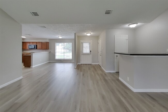 Photo - 14831 Waterside Dr