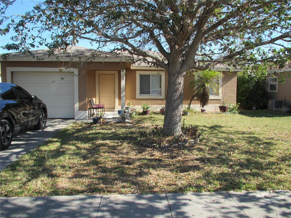 Photo - 464 Hippel St