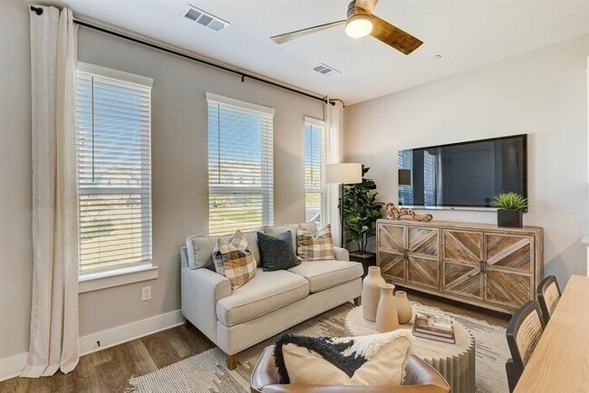 Photo - 3901 Constantine Dr