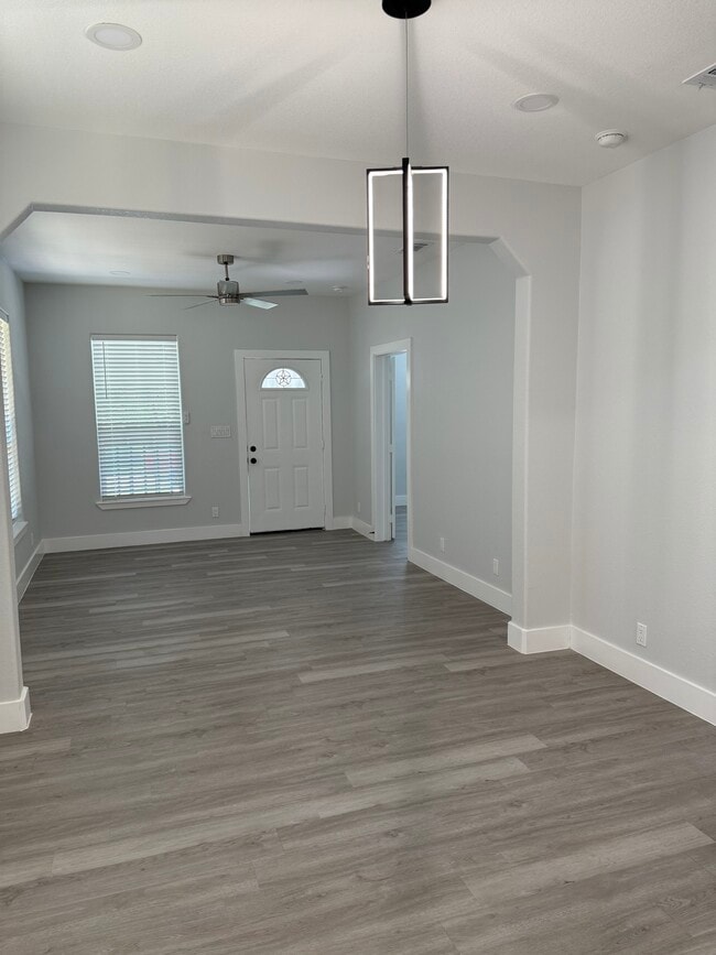 Photo - 1111 Brook Ave