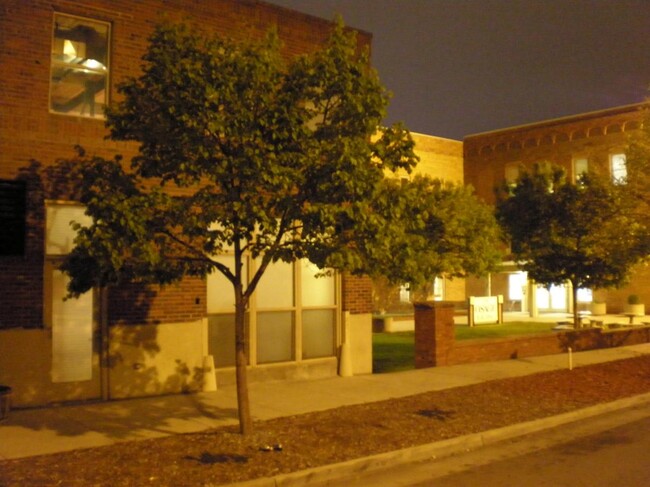 Photo - 1111 Osage Street Apartment Unit #18