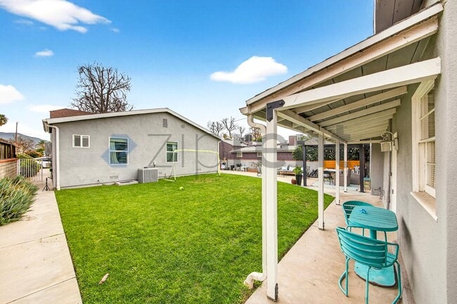 Photo - 1113 N Sparks St