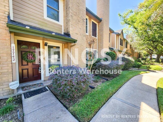 Photo - 17742 Kings Park Ln