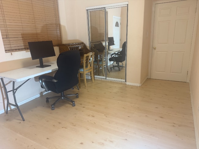 Building Photo - 1 Horst Ave