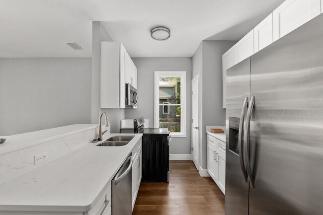 Photo - 422 NW 3rd Ave