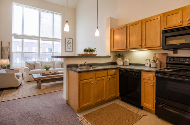 Living/Kitchen - Keen's Crossing