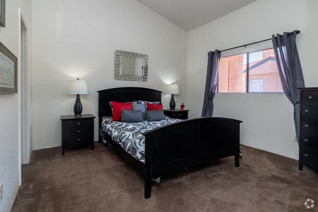 1BR, 1BA - 642SF - Bedroom - Emerald Pointe Apartments