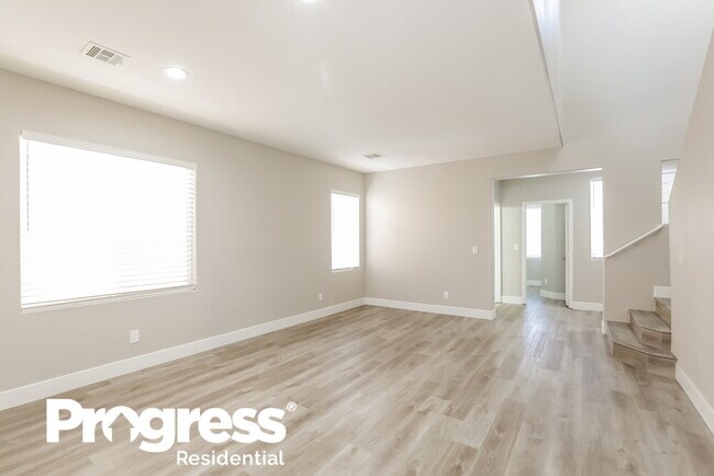 Photo - 8052 Severn Valley St