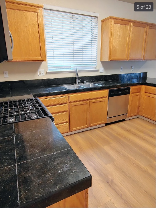 Photo - 609 Chateau Way