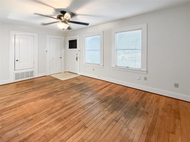 Photo - 4812 Ramsey Ave