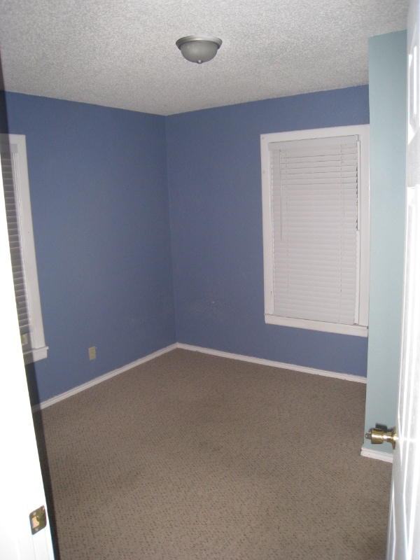 Photo - 1112 W 4th St