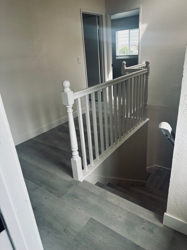 Photo - 4626 W 166th St