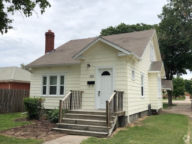 Building Photo - 818 N Main St Rental