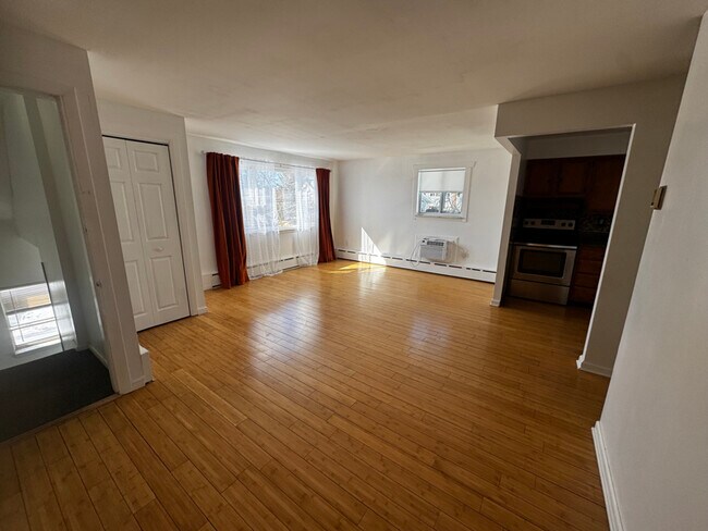 Photo - 207 Summit Ave Unidad B