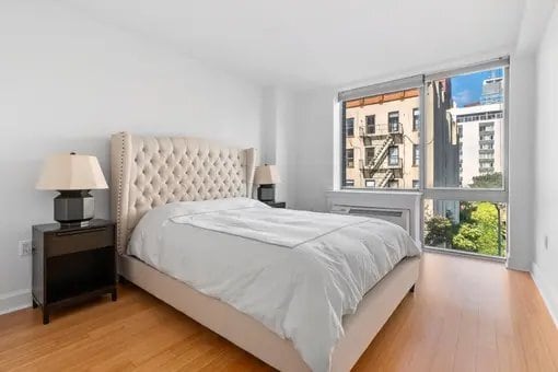 Building Photo - 505 W 37th St Rental