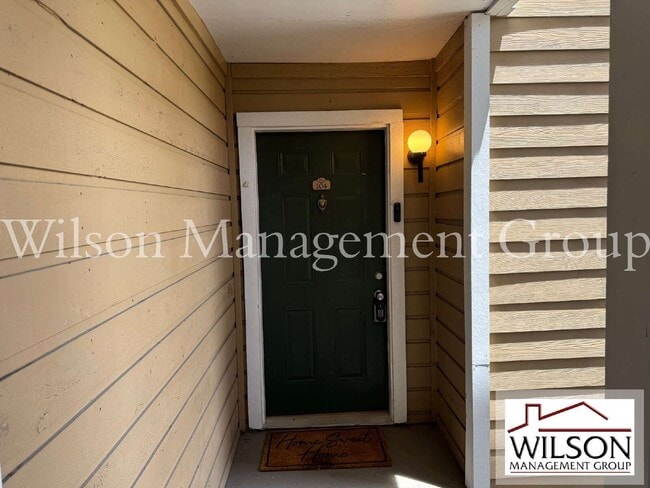 Photo - 5540 Devonbriar Way Unidad Apartment H104