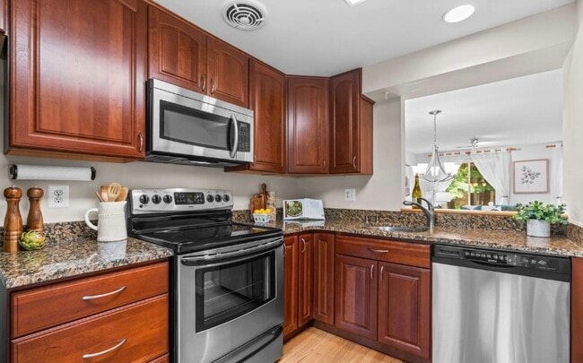 Photo - 59 Brassie Ct Townhome