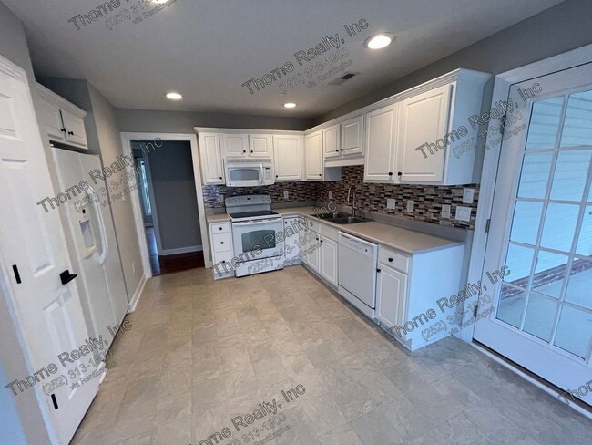 Photo - 1845 Bridgewood Rd