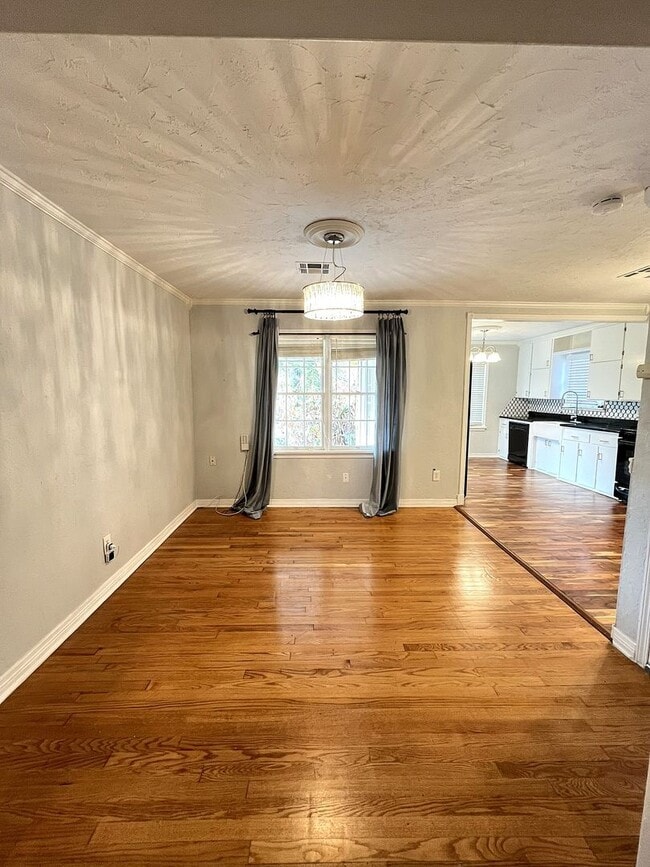 Photo - Cute 2 Bed 1 Bath in the Steve Pennington Addn