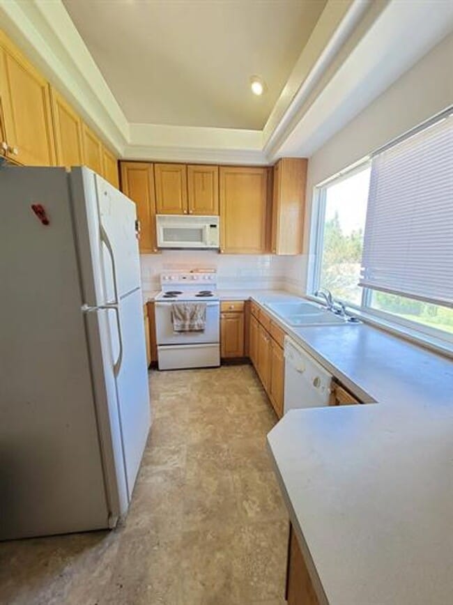 6233 W 3rd Street Rd