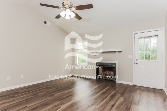 Photo - 713 9th Ave S