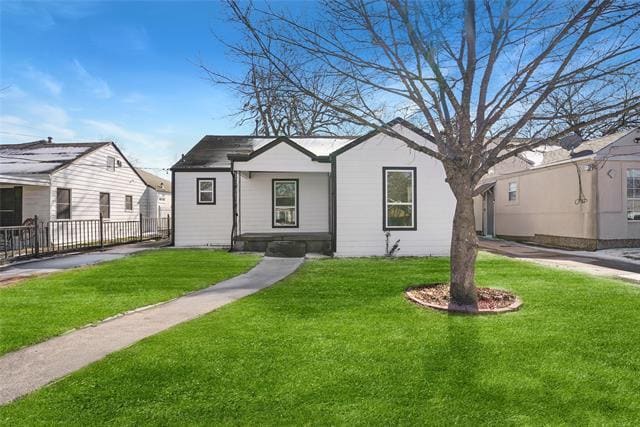 Building Photo - 734 Genoa Ave