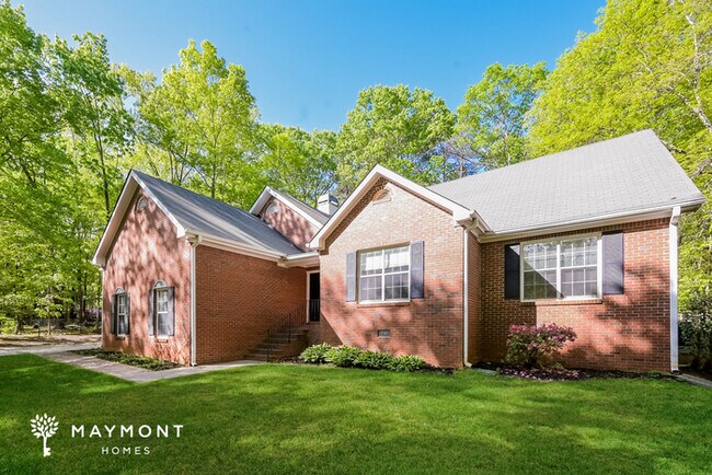 Photo - 47 Lakesprings Dr