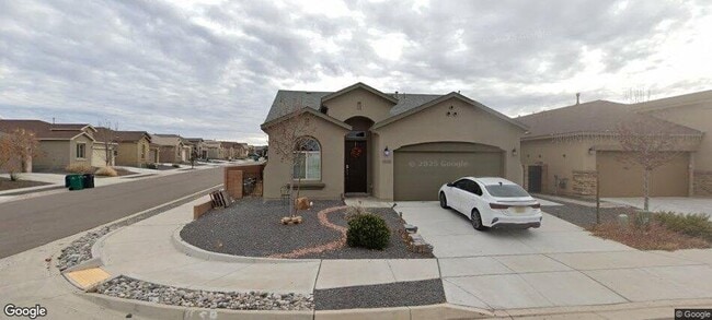 Building Photo - 4558 Golden Eagle Loop NE