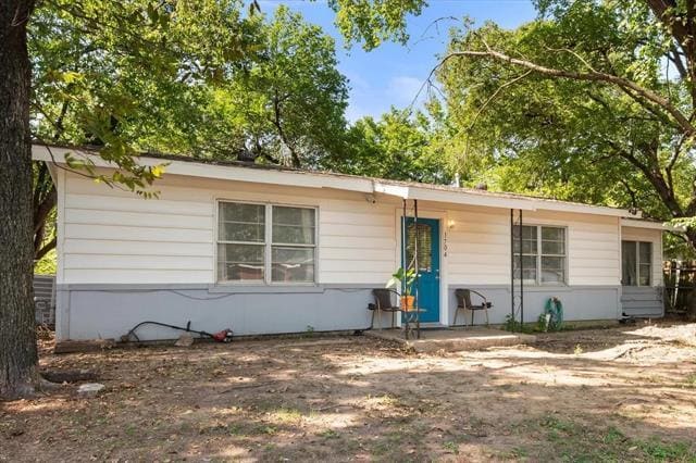 Photo - 1704 Joyce St
