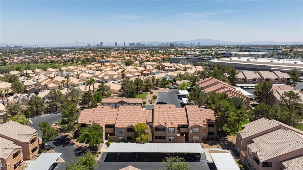 Photo - 1150 N Buffalo Dr Unidad 2059