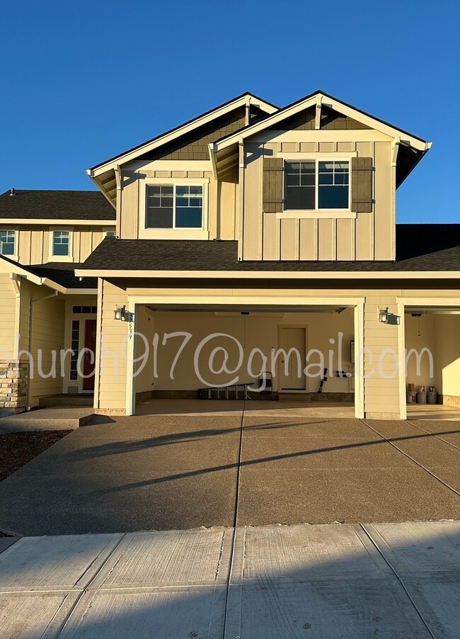 Building Photo - Sockeye Rental