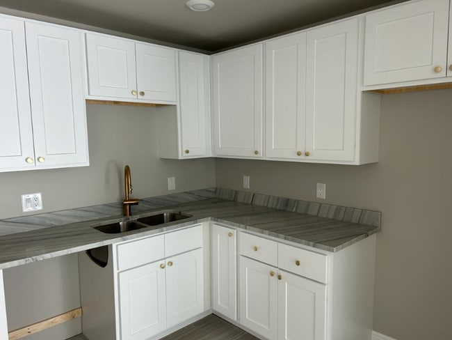 Photo - 2944 Evans Ave