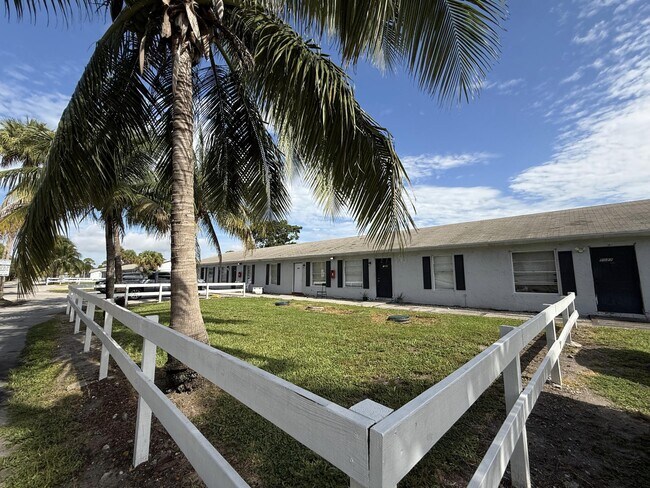 Building Photo - 5115 4th Rd N Rental
