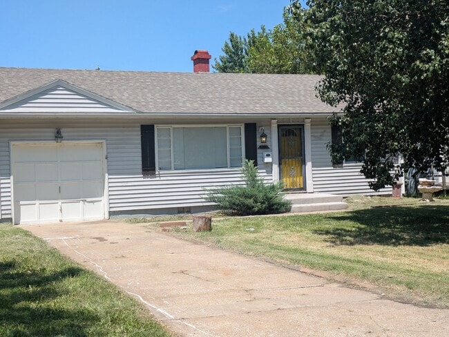 Great 2 bedroom home in Grandview! - Great 2 bedroom home in Grandview!