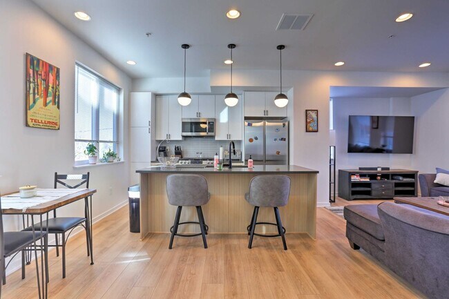 Photo - 3101 W 47th Ave